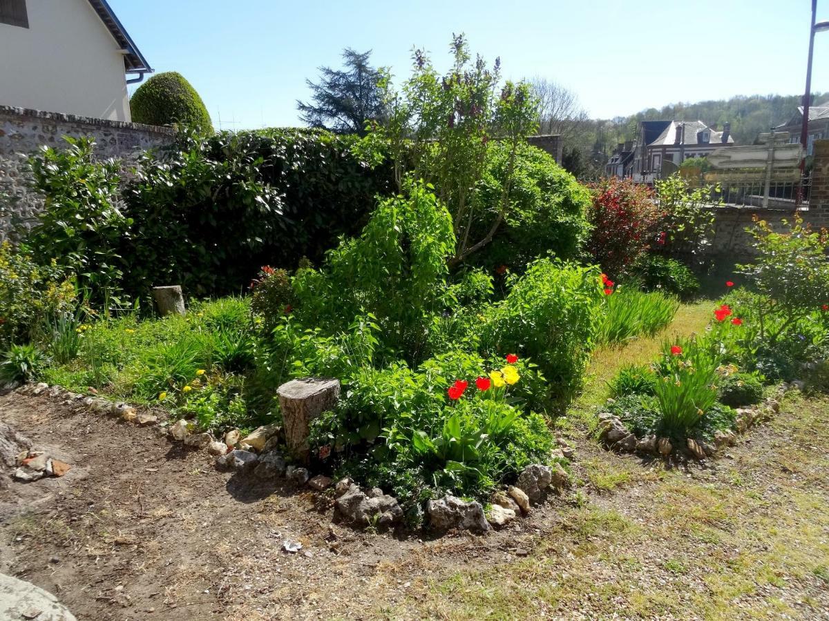 Vila L'Ajoussienne Exteriér fotografie